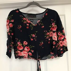 Crop top shirt dark blue with roses